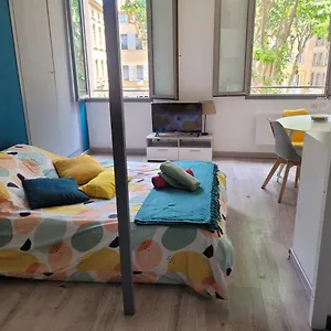 Charmant Studio Avec Mezzanine , Aix-en-Provence Francia