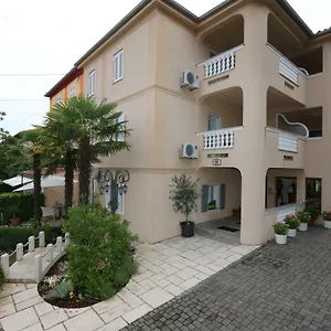 Apartment Dani, Malinska